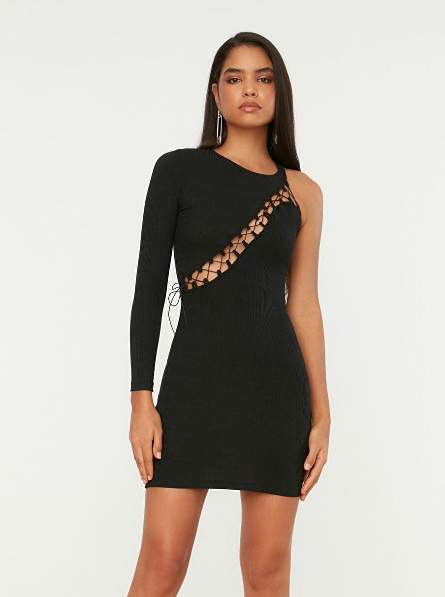 Black Cut Out Collar Detailed Dress
